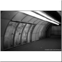 1982-11-2x U1 Karlsplatz.jpg